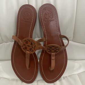 Preowned Tory Burch Mini Miller, Leather, Brown, Women’s size 6.